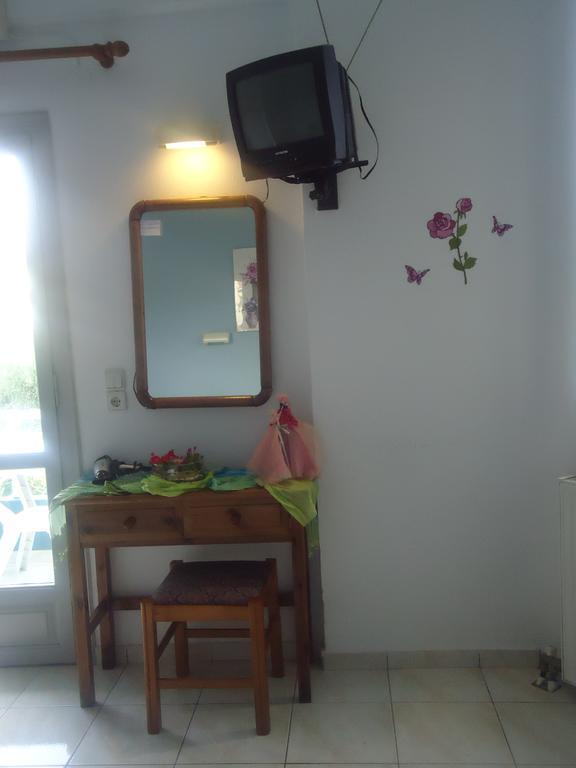 Saloustros Apartments Amoudara  Екстер'єр фото